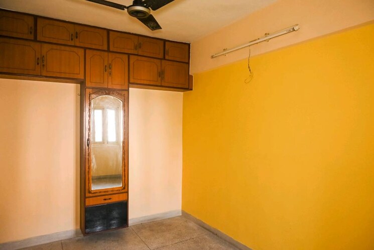Room, rail-vihar 2 Bedroom 750 Sq.Ft. Apartment In Rajarhat Kolkata 9323784