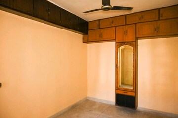 Room in 2 BHK Apartment at Rail Vihar, Rajarhat – for Rent