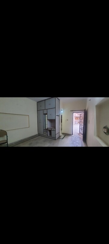 1.5 BHK Independent House For Rent in Sector 7
