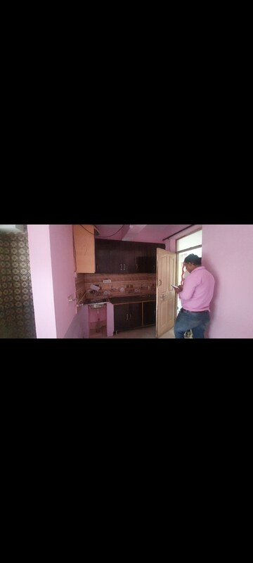 1.5 BHK Independent House For Rent in Sector 7