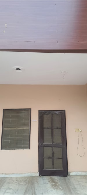 Furnished Amenities in 1.5 BHK Independent House at Sector 7 – for Rent