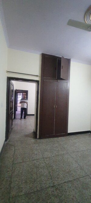 Room in 1.5 BHK Independent House at Sector 7 – for Rent