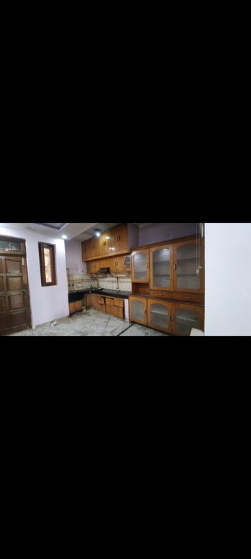 Living Room in 2.5 BHK Independent House at Sector 8 – for Rent