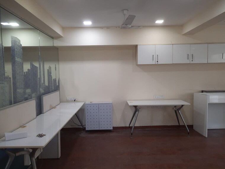 Team Area, lodha-supremus-powai Commercial Office Space 1000 Sq.Ft. In Powai Mumbai 9323809