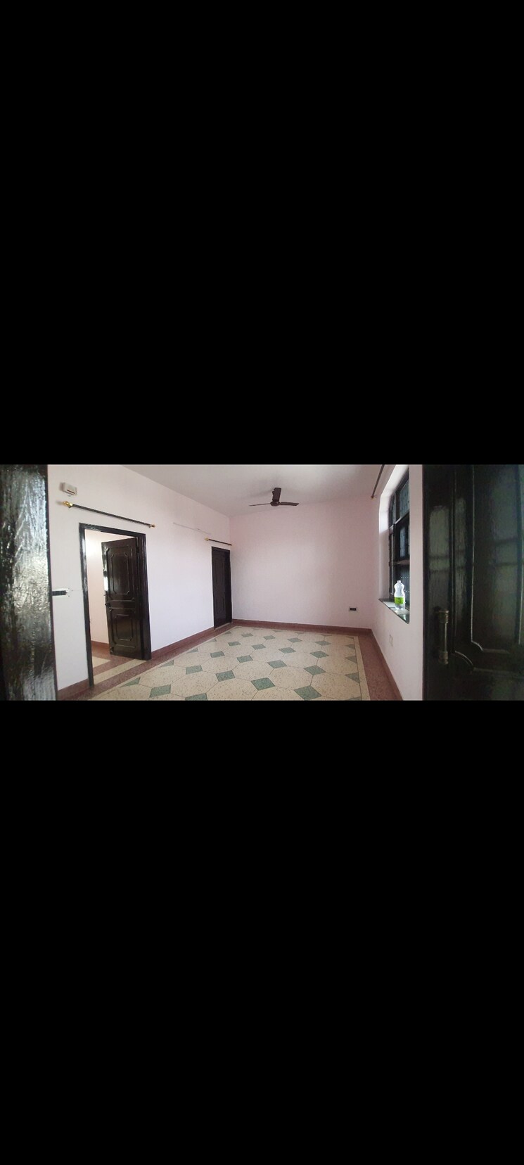 Bedroom, sector 8 2.5 Bedroom 160 Sq.Ft. Independent House In Sector 8 Faridabad 9323808