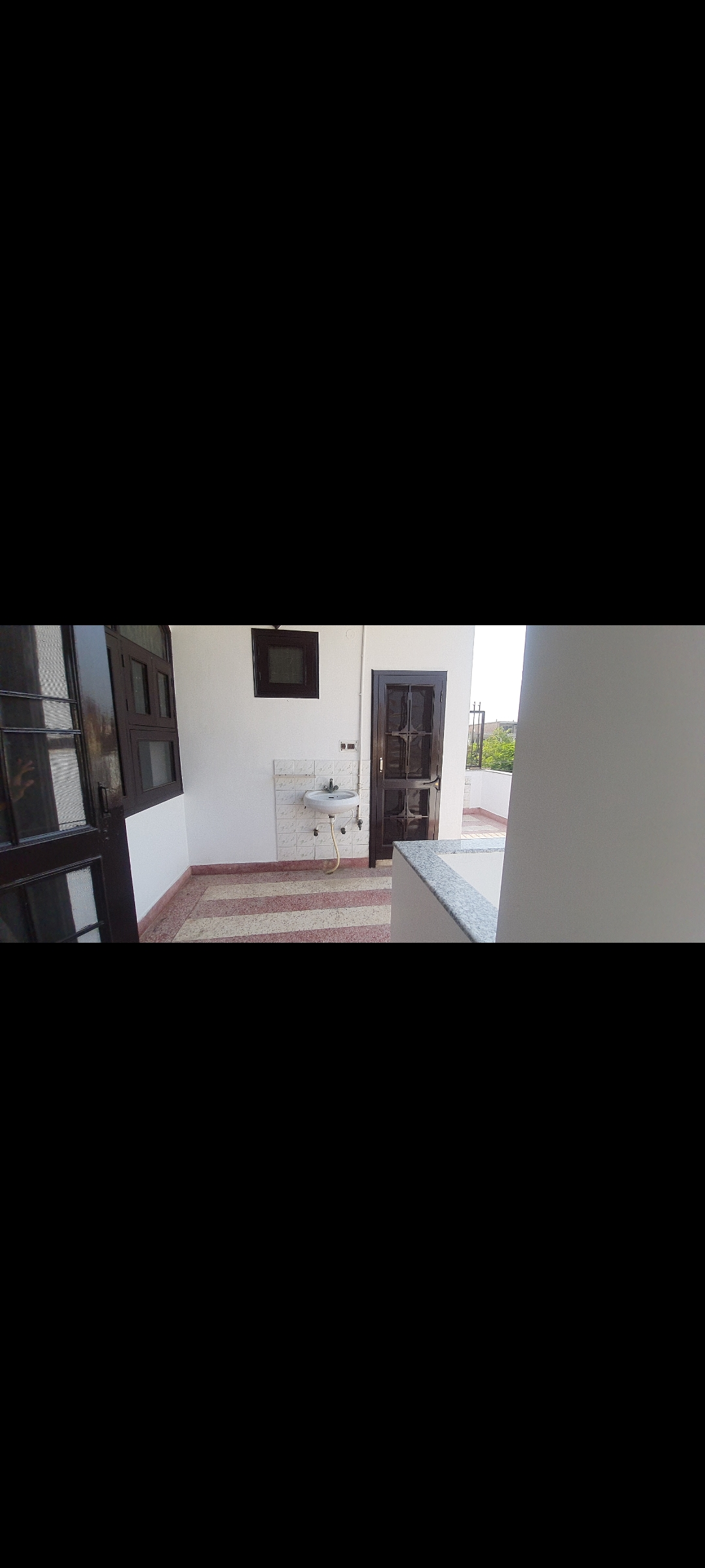 2.5 BHK + Pooja Room Independent House For Rent in Faridabad Sector 8
