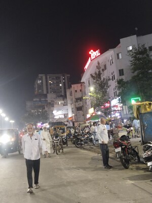 2 BHK Apartment For Rent in San Mahu Complex, Camp