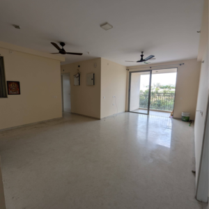 Room in 3 BHK Apartment at Hiranandani Glen Classic, Devinagar – for Rent