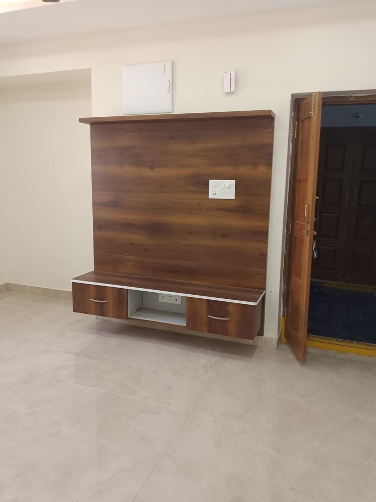 Room, manikonda 3 Bedroom 1800 Sq.Ft. Apartment In Manikonda Hyderabad 9323893