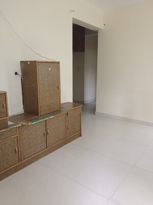 Room in 2 BHK Apartment at Narsingi – for Rent