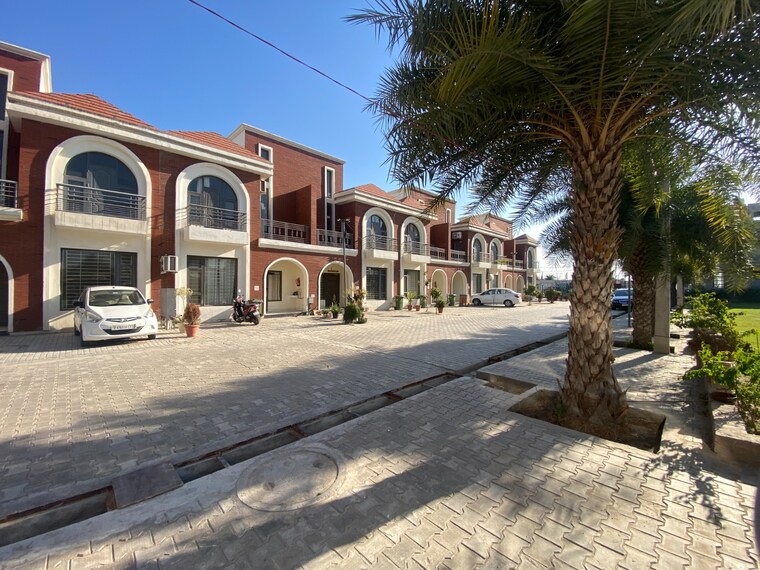 Exterior View, sunny enclave 4 Bedroom 200 Sq.Yd. Independent House In Sunny Enclave Mohali 9323920
