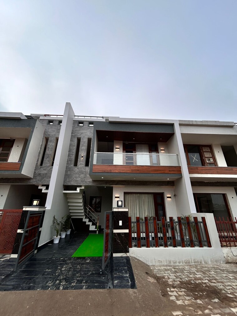 Exterior View, sunny enclave 3 Bedroom 128 Sq.Yd. Independent House In Sunny Enclave Mohali 9323923