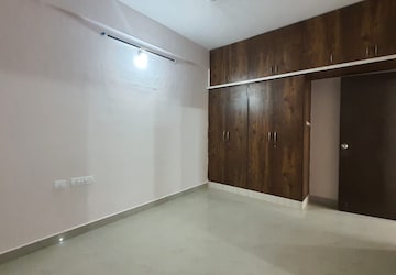 Room in 2 BHK Apartment at Whitefield – for Rent