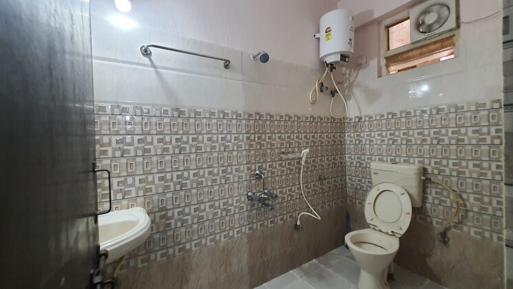Bathroom, whitefield 2 Bedroom 1110 Sq.Ft. Apartment In Whitefield Bangalore 9323927