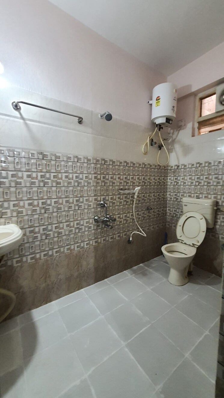 Bathroom, whitefield 2 Bedroom 1110 Sq.Ft. Apartment In Whitefield Bangalore 9323927