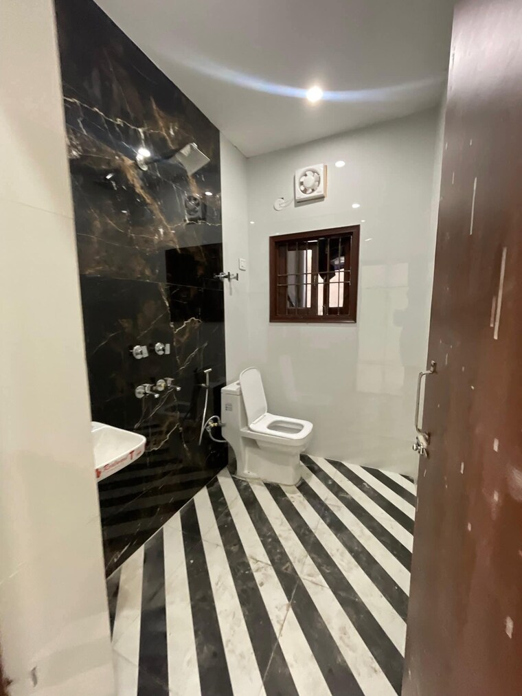 Attached Bathroom, neelkanth-apartment-ii 2 Bedroom 550 Sq.Ft. Builder Floor In Burari Delhi 9323971