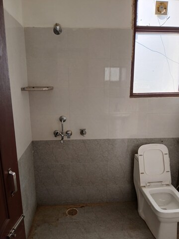 Bathroom in 3 BHK Builder Floor at Sector 44 – for Rent
