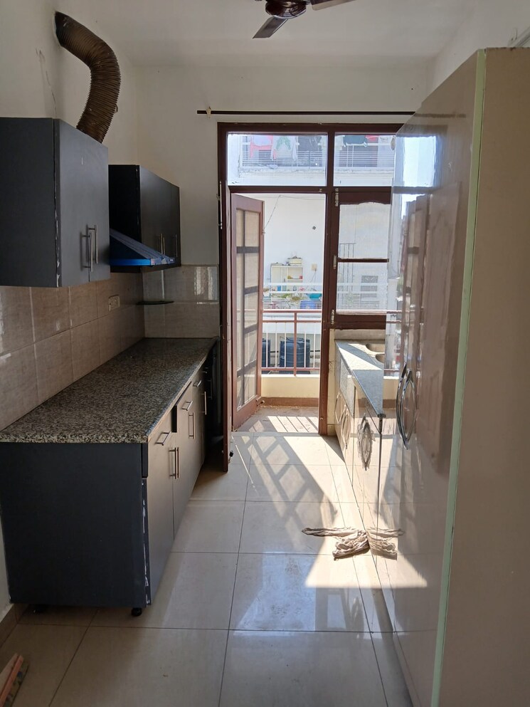 Kitchen, sector 44 3 Bedroom 3500 Sq.Ft. Builder Floor In Sector 44 Chandigarh 9324023