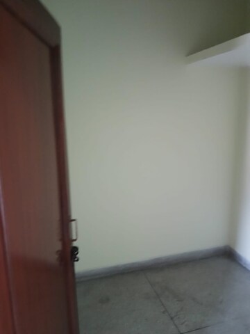 Room in 2 BHK Builder Floor at Sector 36 – for Rent