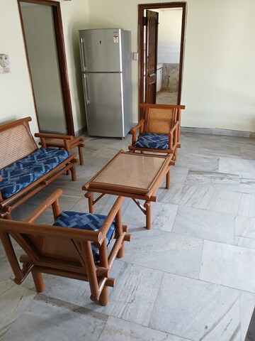 Gym in 2 BHK Builder Floor at Sector 36 – for Rent