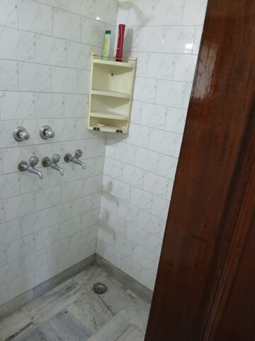 Bathroom in 2 BHK Builder Floor at Sector 36 – for Rent