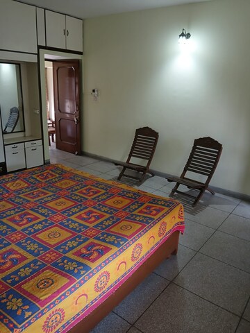 Bedroom in 2 BHK Builder Floor at Sector 36 – for Rent