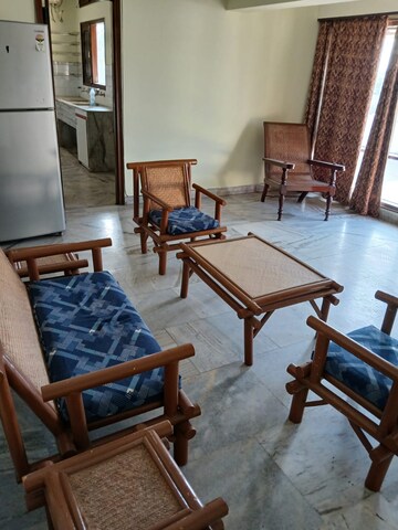 Living Room in 2 BHK Builder Floor at Sector 36 – for Rent