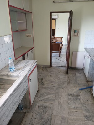 Bathroom in 2 BHK Builder Floor at Sector 36 – for Rent
