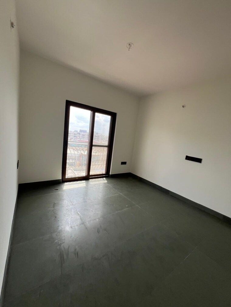 Room, centreo 2 Bedroom 1400 Sq.Ft. Apartment In Kanakapura Road Bangalore 9324177