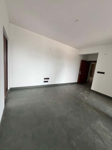Room in 2 BHK Apartment at Centreo , Kanakapura Road – for Sale