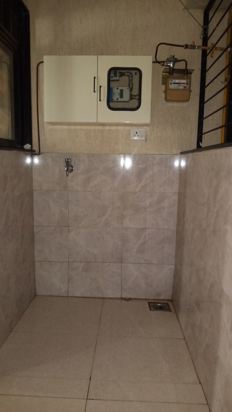 Bathroom, sargam-chs-nanded 3 Bedroom 1033 Sq.Ft. Apartment In Sinhagad Road Pune 9324185