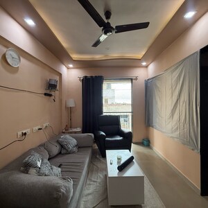 Team Area in 2 BHK Apartment at Seawoods – for Sale