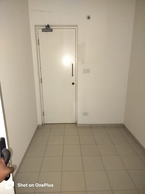 Room in 4 BHK Apartment at Sobha Nesara, Kothrud – for Rent