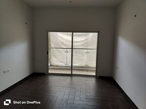 Room in 4 BHK Apartment at Sobha Nesara, Kothrud – for Rent