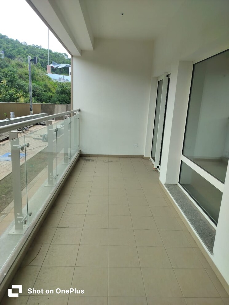 Balcony, sobha-nesara 4 Bedroom 2200 Sq.Ft. Apartment In Kothrud Pune 9324220