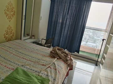 Bedroom in 3 BHK Apartment at Seawoods – for Rent