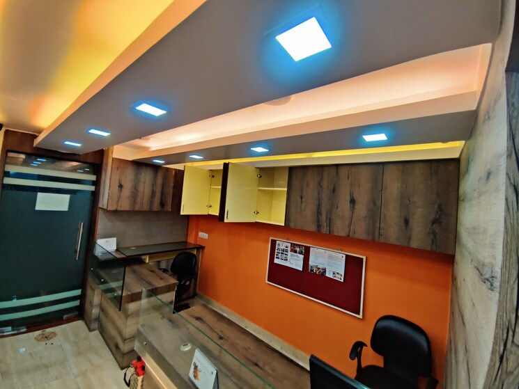 Team Area, gomti nagar Commercial Office Space 350 Sq.Ft. In Gomti Nagar Lucknow 9324259