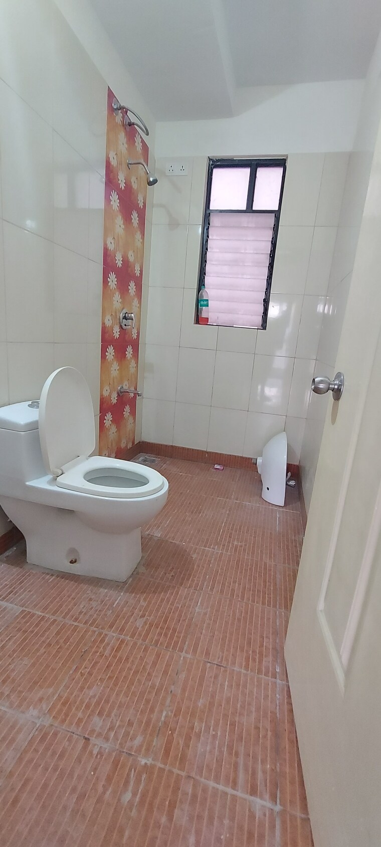 Bathroom, sarang-nanded-city 2 Bedroom 872 Sq.Ft. Apartment In Sinhagad Pune 9324264