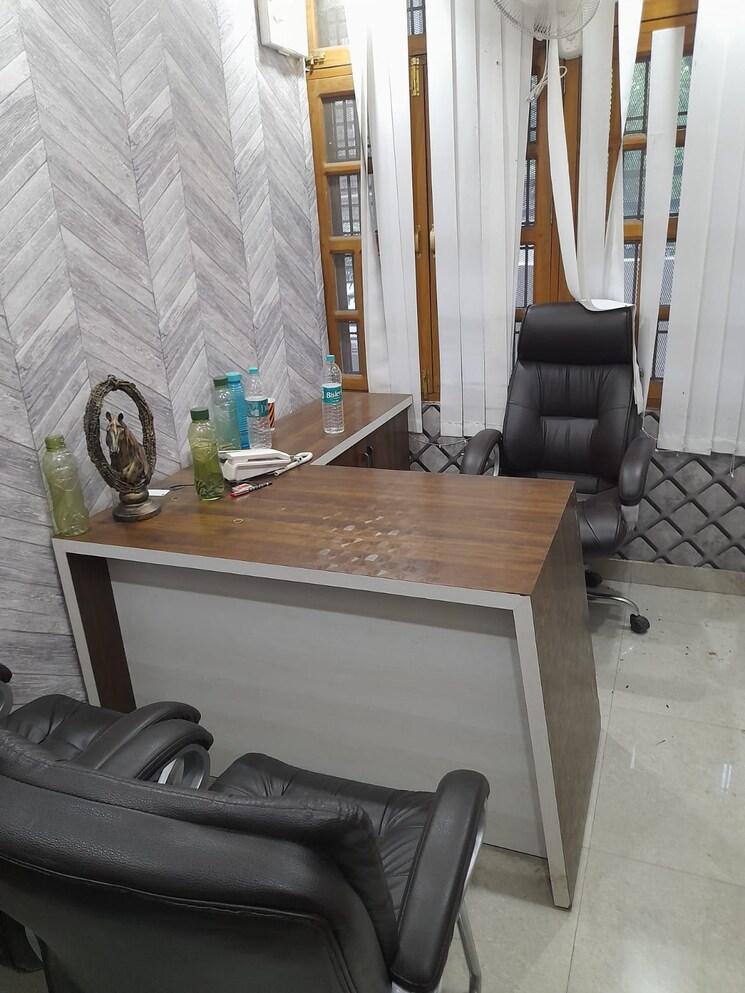 Team Area, gomti nagar Commercial Office Space 800 Sq.Ft. In Gomti Nagar Lucknow 9324279