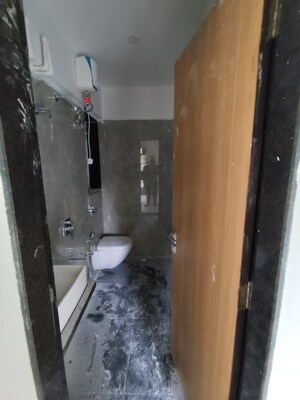 Furnished Amenities in 1 BHK Apartment at Vaibhav Eastern Groves, Vikhroli East – for Sale