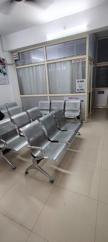 Team Area in  Shop at Gomti Nagar – for Rent