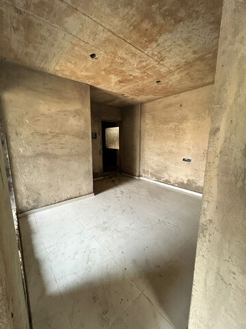 Room in 1 BHK Apartment at Shubh Sonal Paradise, Badlapur West – for Sale