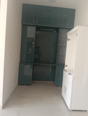 Furnished Amenities in 2.5 BHK Apartment at Smart World Gems, Sector 89 – for Rent