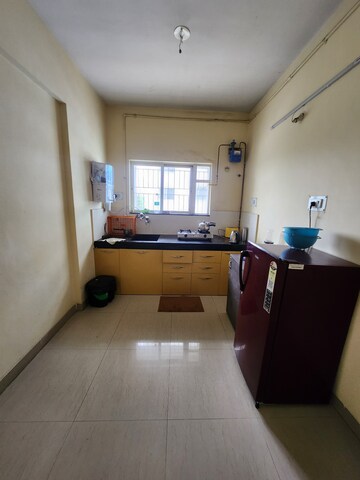 Room in 2 BHK Apartment at Kumar Primavera, Wadgaon Sheri – for Rent
