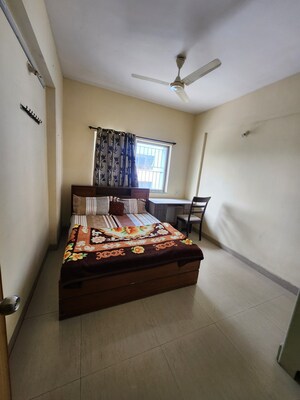 Furnished Amenities in 2 BHK Apartment at Kumar Primavera, Wadgaon Sheri – for Rent