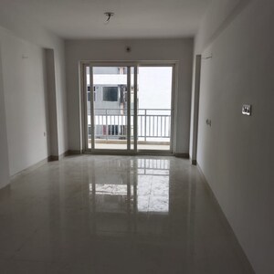 Room in 3 BHK Apartment at Maxvel Residency, Gujrara Mansingh – for Sale