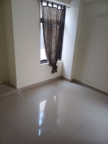 Furnished Amenities in 3 BHK Apartment at Amolik Sankalp, Sector 85 – for Sale