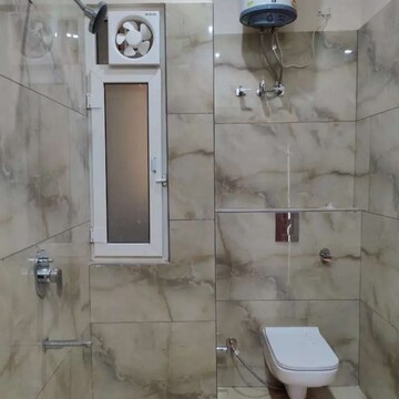 Bathroom in 2 BHK Villa at Doon Trafalgar Extension, Aman Vihar – for Rent