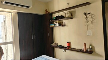 2 BHK Apartment For Rent in Lodha Amara, Kolshet Road
