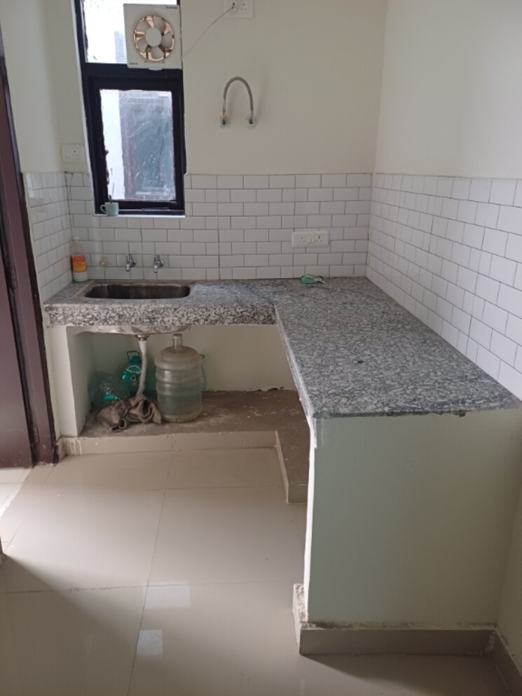 Kitchen, amolik-sankalp 3 Bedroom 851 Sq.Ft. Apartment In Sector 85 Faridabad 9324434